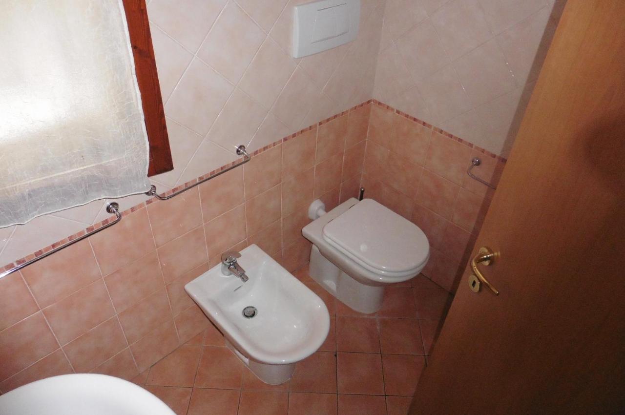 Le Terrazze Apartments Lido di Spina Eksteriør billede