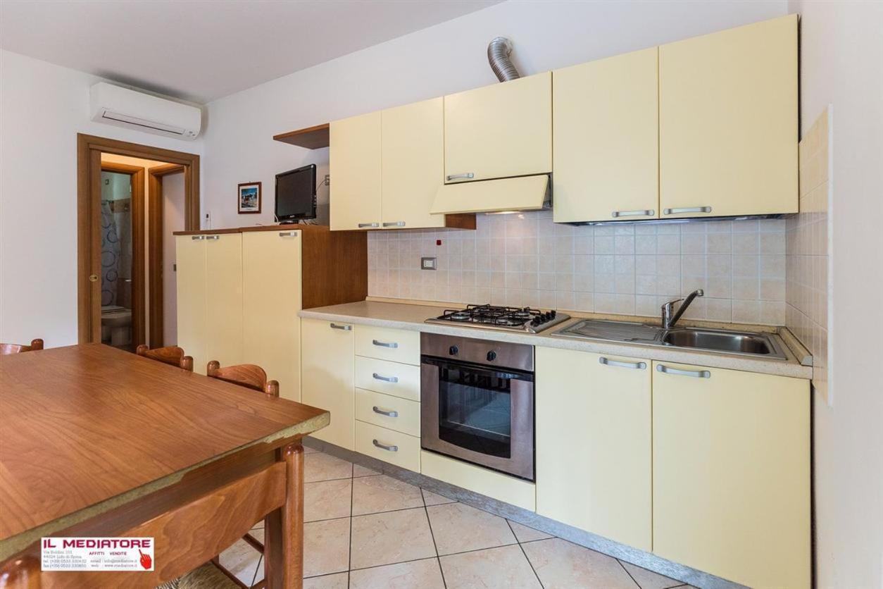 Le Terrazze Apartments Lido di Spina Eksteriør billede